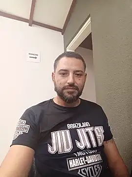 P4uzud4O online show from June 2026 04:38:02 PM