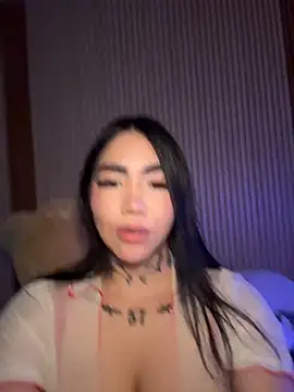 Nickiiiii online show from February 2026 04:20:01 AM