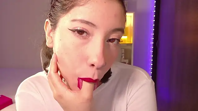 sogoodjenn online show from March 2026 11:33:01 PM