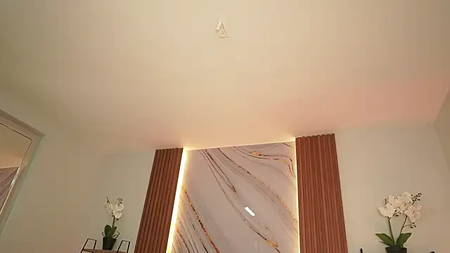 Snapshot of elasummer chatting on March 2026 12:22:02 PM elasummer online show from March 2026 12:22:02 PM