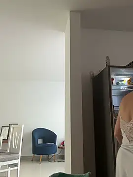 Sharongirl07 online show from July 2026 12:01:01 PM