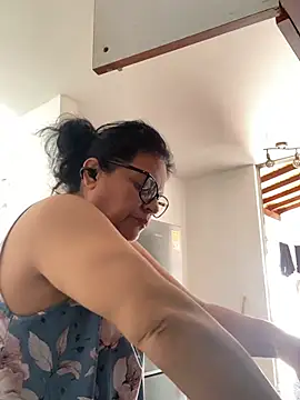 Sharongirl07 online show from July 2026 03:21:02 PM