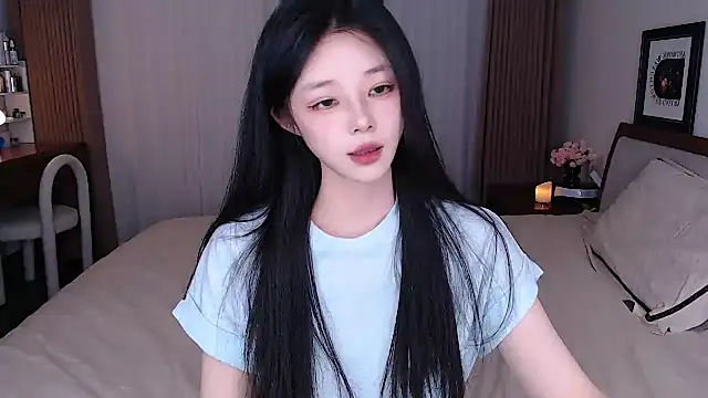 Snapshot of sweateanv_ chatting on June 2026 12:06:02 PM sweateanv online show from June 2026 12:06:02 PM