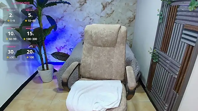 Snapshot of jennaa_milf_ chatting on February 2026 07:39:01 PM jennaa milf online show from February 2026 07:39:01 PM