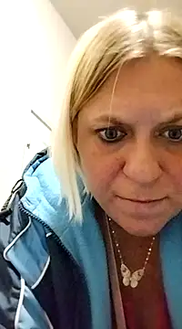 Playmate86 online show from December 2024 08:09:01 AM