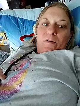 Playmate86 online show from February 2025 06:09:02 PM