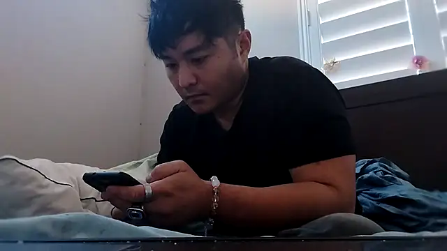 cloudyspun online show from December 2025 09:08:02 PM