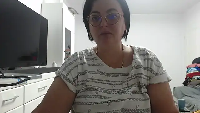 Amandamuller1982 online show from October 2025 09:57:01 PM