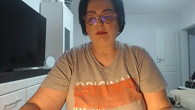 Amandamuller1982 online show from June 2026 06:30:02 PM