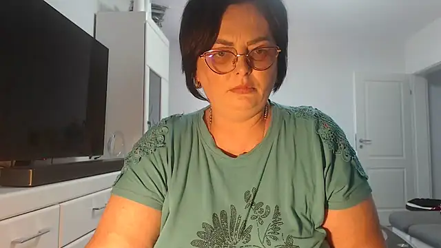 Amandamuller1982 online show from June 2026 12:18:01 PM