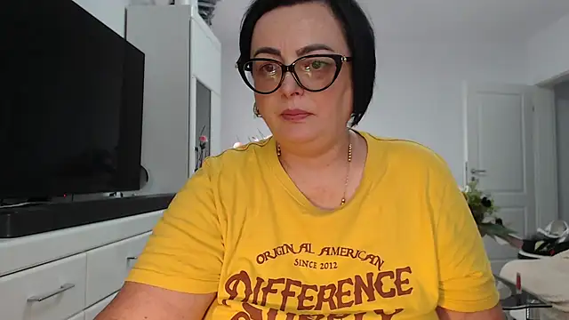 Amandamuller1982 online show from July 2026 12:51:02 PM