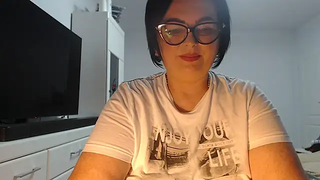 Amandamuller1982 online show from July 2026 10:40:02 PM