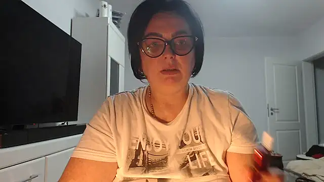 Amandamuller1982 online show from July 2026 06:37:02 PM