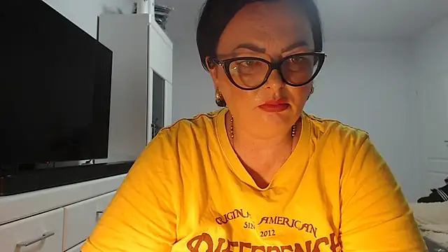 Amandamuller1982 online show from July 2026 08:05:01 PM