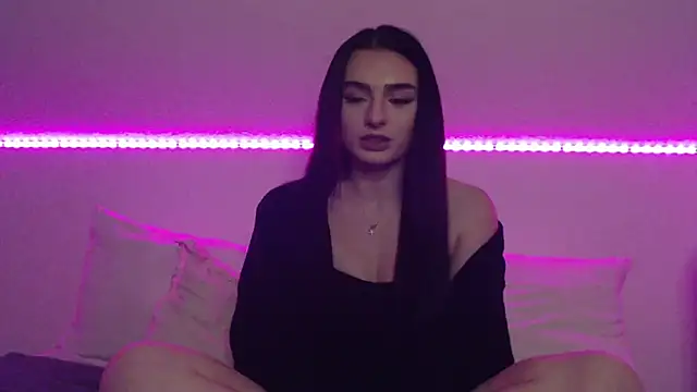 Snapshot of AdelinaAlia chatting on February 2025 07:31:02 PM AdelinaAlia online show from February 2025 07:31:02 PM