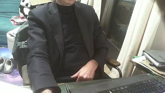 shyfrenchcock1 online show from March 2026 02:43:01 PM