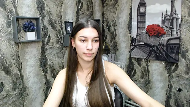 Snapshot of KarolinaRosse_ chatting on February 2025 09:52:01 AM KarolinaRosse online show from February 2025 09:52:01 AM