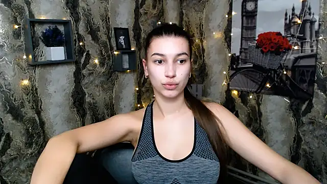 Snapshot of KarolinaRosse_ chatting on February 2025 10:19:01 AM KarolinaRosse online show from February 2025 10:19:01 AM