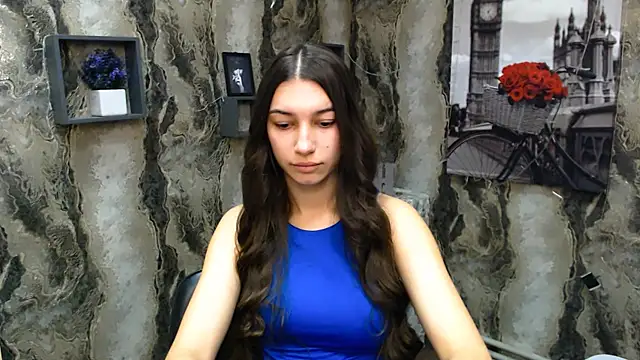 Snapshot of KarolinaRosse_ chatting on February 2025 07:02:02 AM KarolinaRosse online show from February 2025 07:02:02 AM