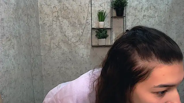 Snapshot of KarolinaRosse_ chatting on February 2025 07:09:01 AM KarolinaRosse online show from February 2025 07:09:01 AM