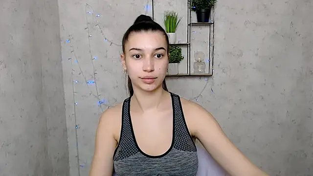 Snapshot of KarolinaRosse_ chatting on March 2025 10:36:01 AM KarolinaRosse online show from March 2025 10:36:01 AM