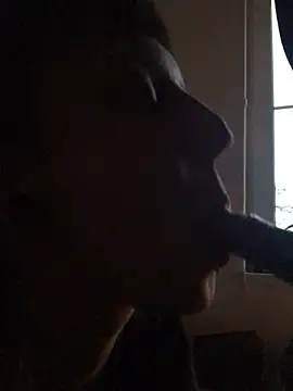 Snapshot of zra_andre chatting on February 2025 04:20:01 PM zra andre online show from February 2025 04:20:01 PM