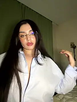 Snapshot of Sweet_Khalifa_ chatting on January 2026 03:14:02 PM Sweet Khalifa online show from January 2026 03:14:02 PM