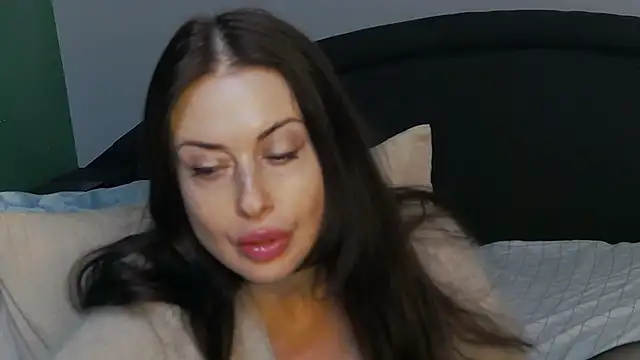 Mia Lovi online show from February 2025 09:58:02 PM