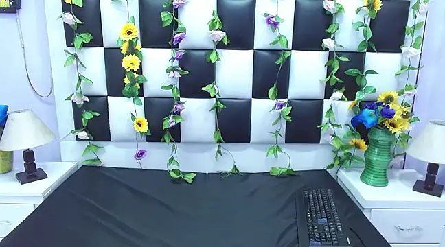 Morgana Smit online show from February 2025 08:34:01 PM