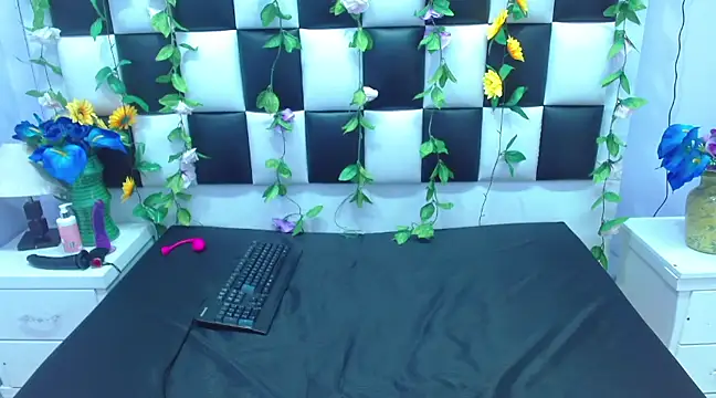 Morgana Smit online show from February 2025 07:58:01 PM