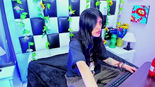 Morgana Smit online show from September 2025 01:37:01 PM