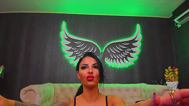 anemarieejolie online show from January 2025 05:32:01 PM