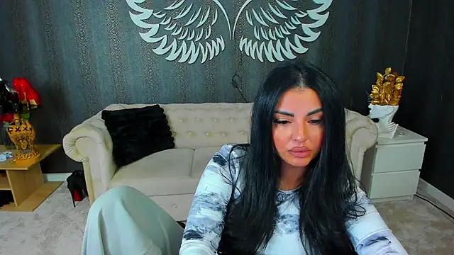 anemarieejolie online show from November 2025 05:57:02 PM