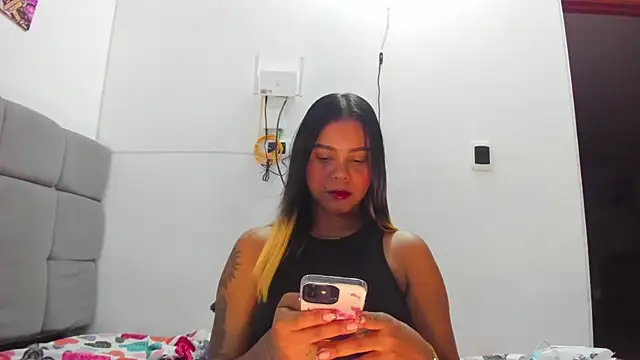 Miranda-brow online show from November 2025 04:11:02 AM