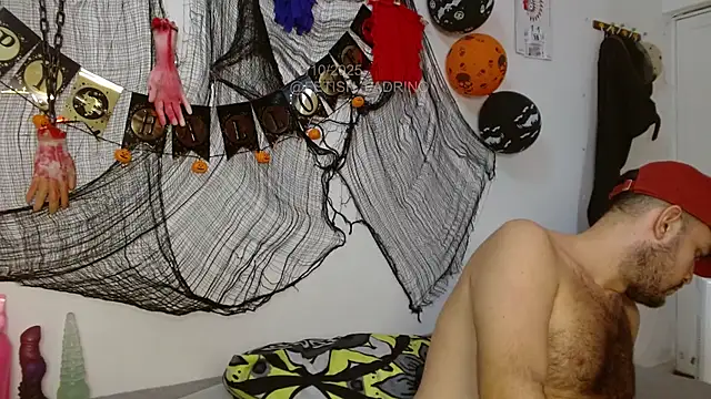 Snapshot of fetish_padrino chatting on October 2025 08:09:02 PM fetish padrino online show from October 2025 08:09:02 PM