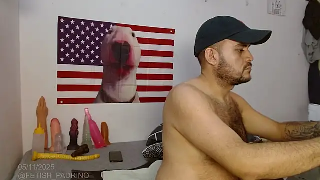 Snapshot of fetish_padrino chatting on November 2025 04:02:02 AM fetish padrino online show from November 2025 04:02:02 AM