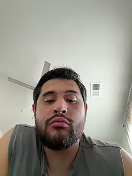 LATINMOBB online show from May 2026 11:54:01 PM
