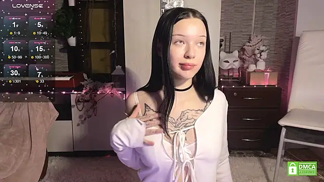 Snapshot of michelle_windrose chatting on January 2025 06:13:01 PM michelle windrose online show from January 2025 06:13:01 PM