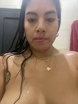 Snapshot of steisy325 chatting on January 2025 08:07:01 PM steisy325 online show from January 2025 08:07:01 PM