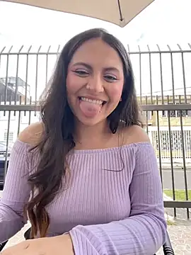 Snapshot of PoliBenett_ chatting on January 2025 05:21:01 PM PoliBenett online show from January 2025 05:21:01 PM