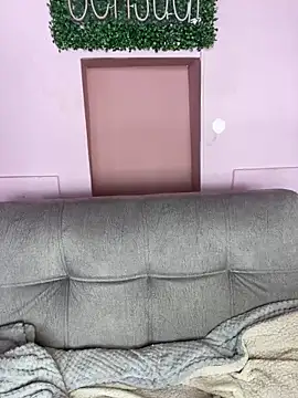 Snapshot of PoliBenett_ chatting on February 2025 08:25:01 PM PoliBenett online show from February 2025 08:25:01 PM