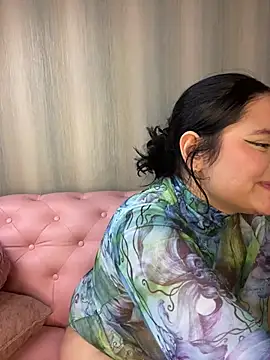 Snapshot of PoliBenett_ chatting on February 2025 12:16:01 AM PoliBenett online show from February 2025 12:16:01 AM