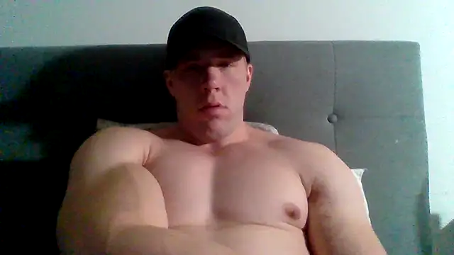Snapshot of parkerxmuscle chatting on January 2025 06:43:02 PM parkerxmuscle online show from January 2025 06:43:02 PM