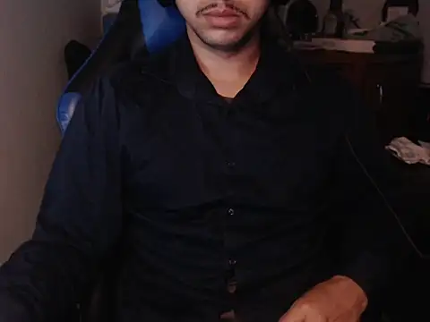 Snapshot of anjonoturno1 chatting on November 2025 06:19:01 AM anjonoturno1 online show from November 2025 06:19:01 AM