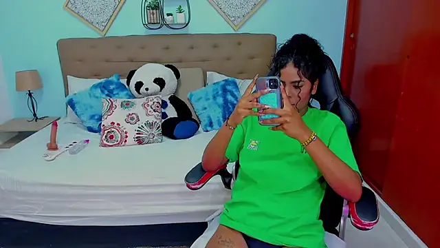 Edelaine rogers online show from March 2026 05:36:01 AM