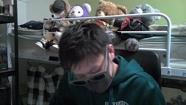 Snapshot of Owl1216 chatting on December 2024 01:42:02 PM Owl1216 online show from December 2024 01:42:02 PM