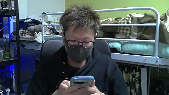 Snapshot of Owl1216 chatting on February 2025 01:35:02 PM Owl1216 online show from February 2025 01:35:02 PM