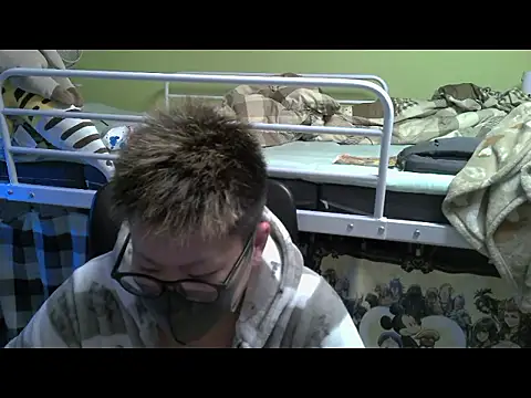 Snapshot of Owl1216 chatting on November 2025 11:42:01 AM Owl1216 online show from November 2025 11:42:01 AM