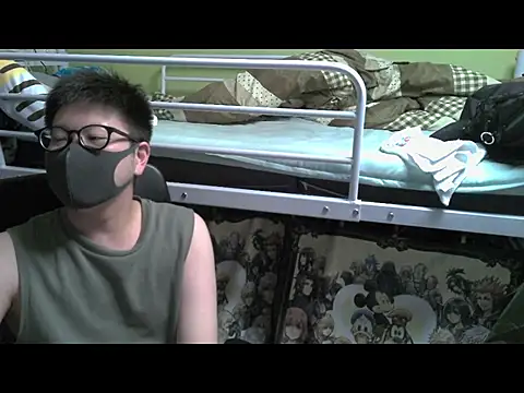 Snapshot of Owl1216 chatting on March 2026 01:03:01 PM Owl1216 online show from March 2026 01:03:01 PM