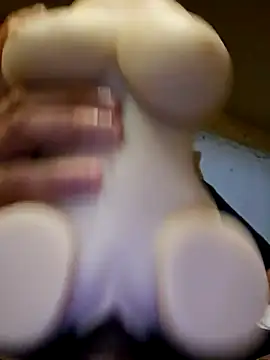 Snapshot of Axeltu77 chatting on May 2026 03:46:02 AM Axeltu77 online show from May 2026 03:46:02 AM